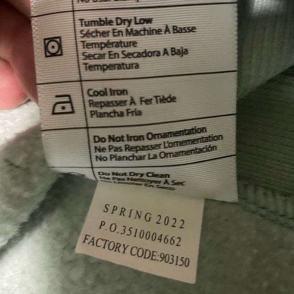 Carhartt Pullover Sweatshirt Womens Med Relaxed Fit Cotton Blend Sleeve Spellout - Picture 4 of 9